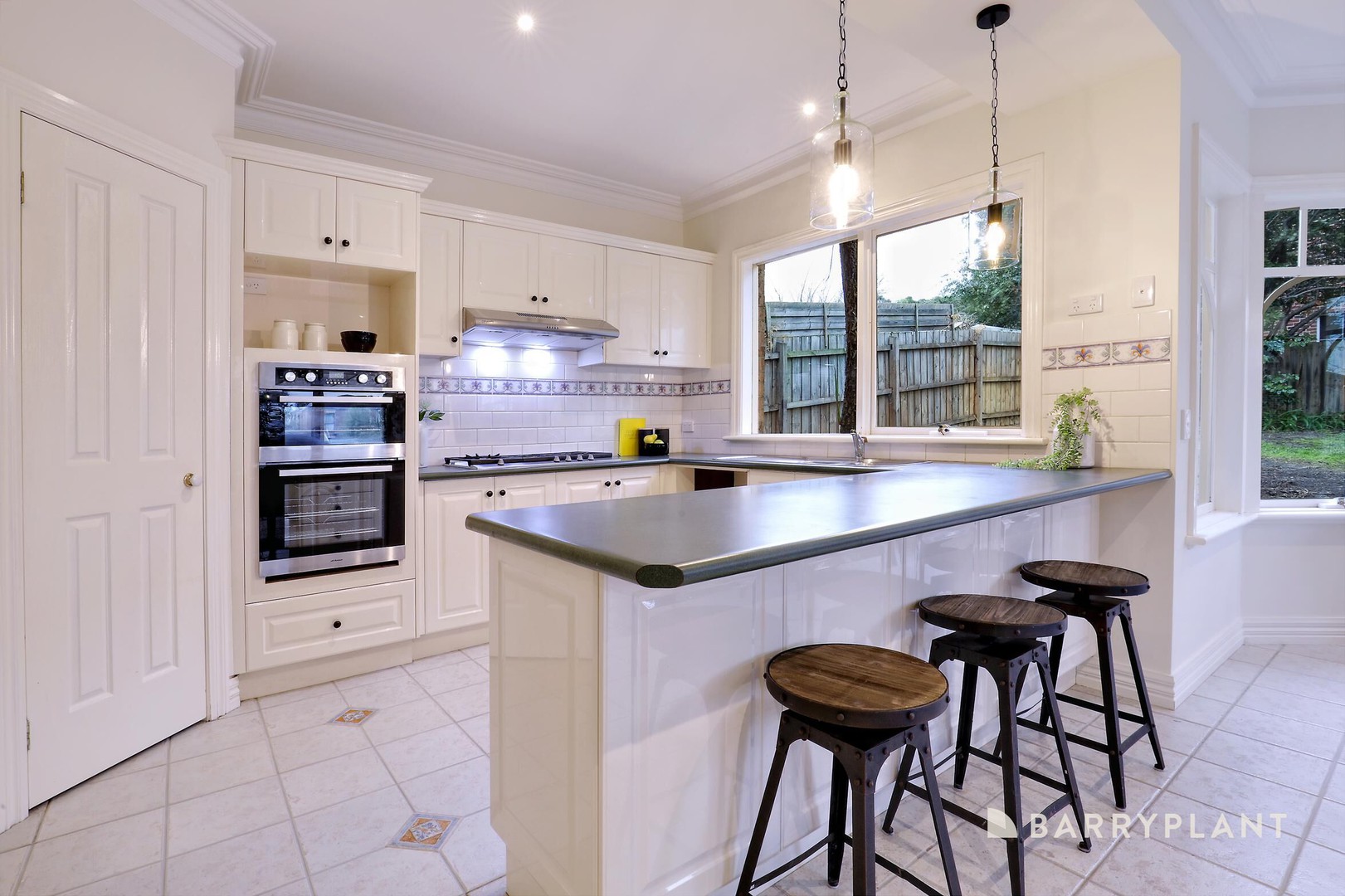 24 Camphor Close, Lysterfield, VIC 3156, Lysterfield - Thumbnail 4