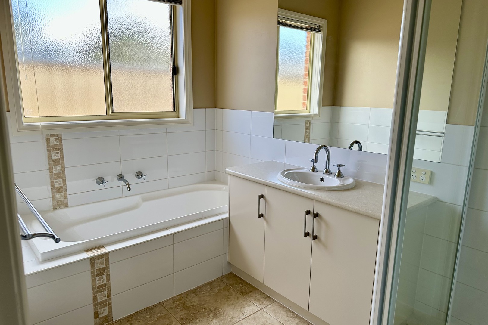 24 Canterbury Drive, Mildura, VIC 3500, Mildura - Thumbnail 8