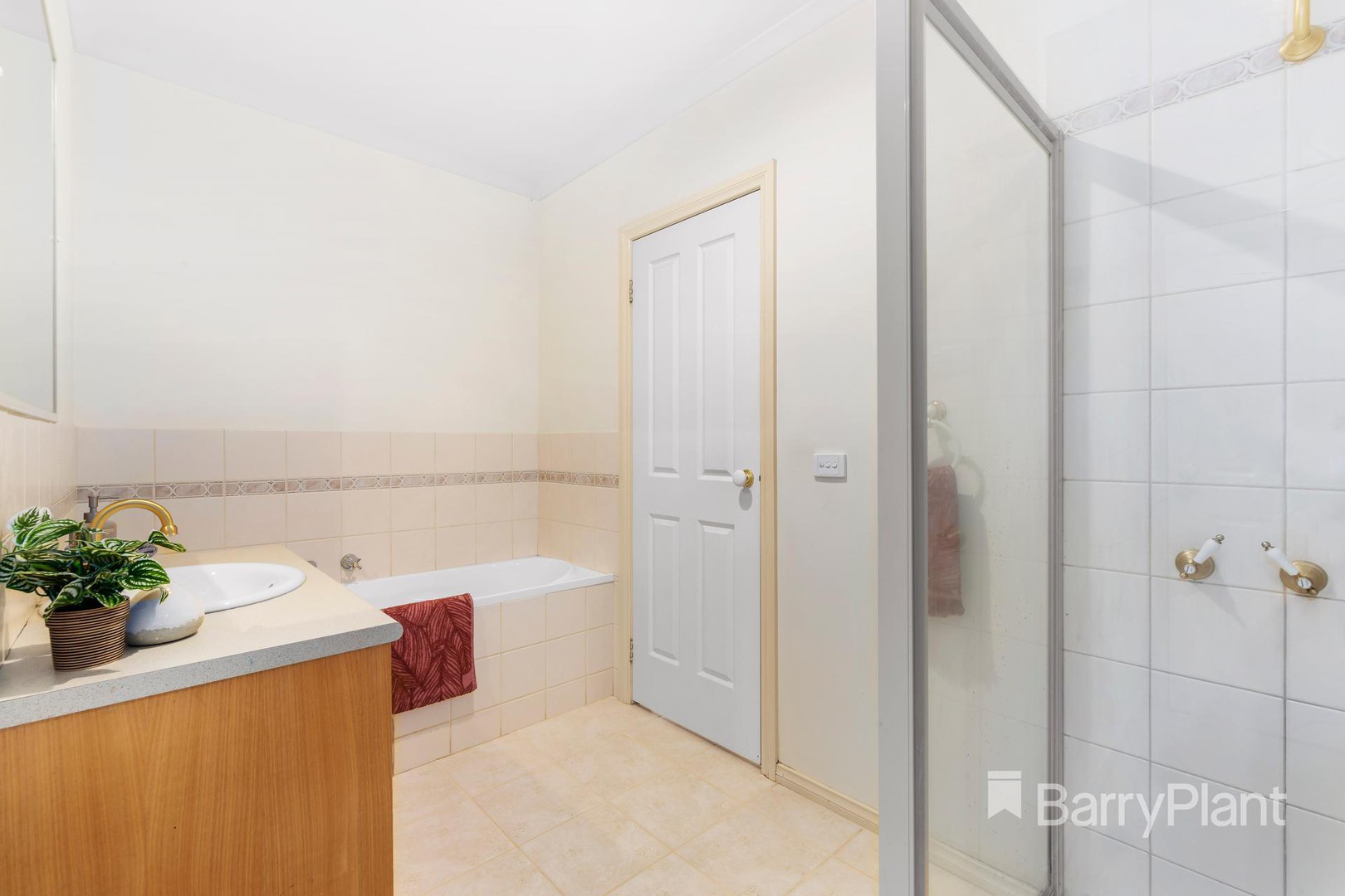 24 Capri Close, South Morang, VIC 3752, South Morang - Thumbnail 7