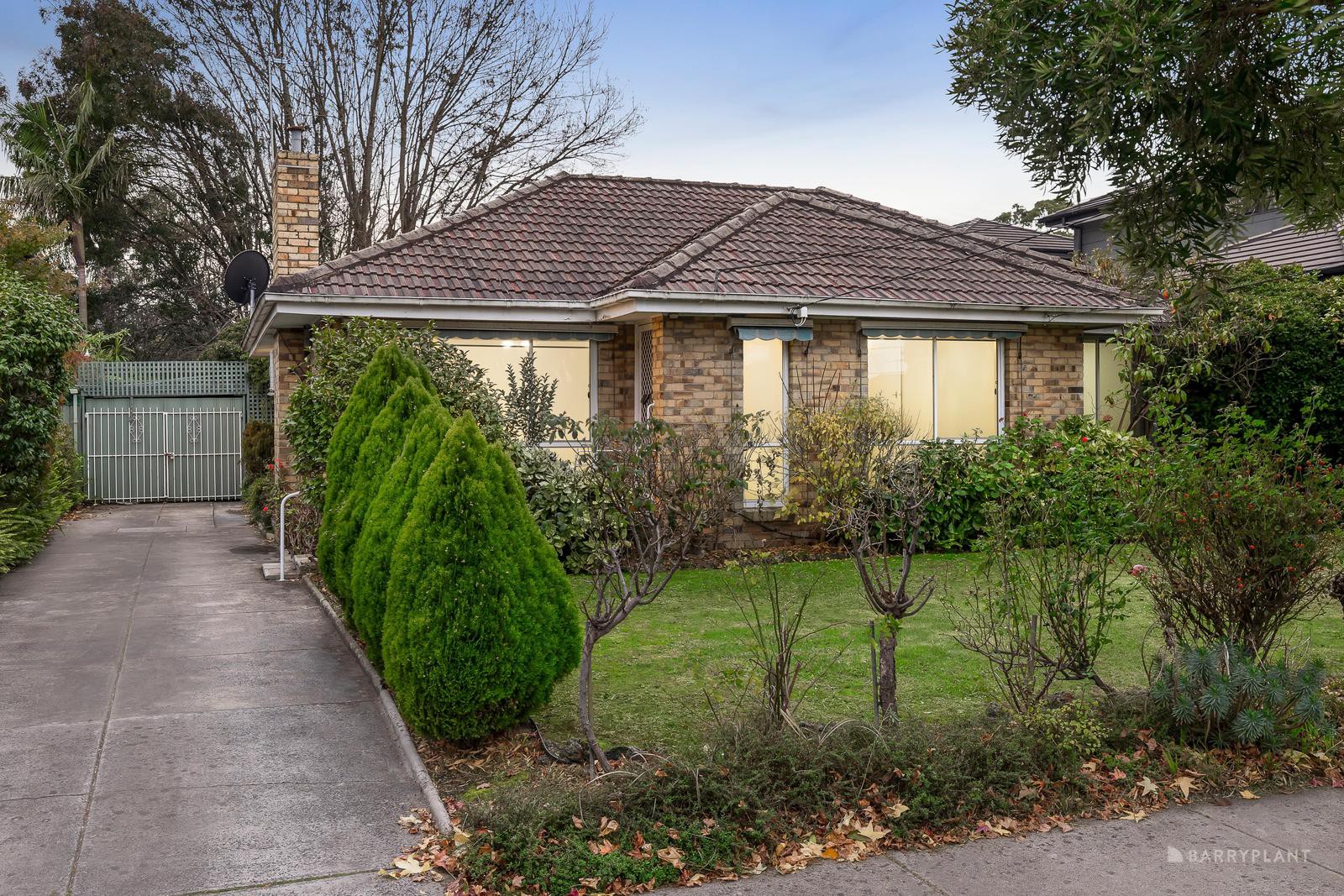 24 Carcoola Road, Ringwood East, VIC 3135, Ringwood East - Thumbnail 2