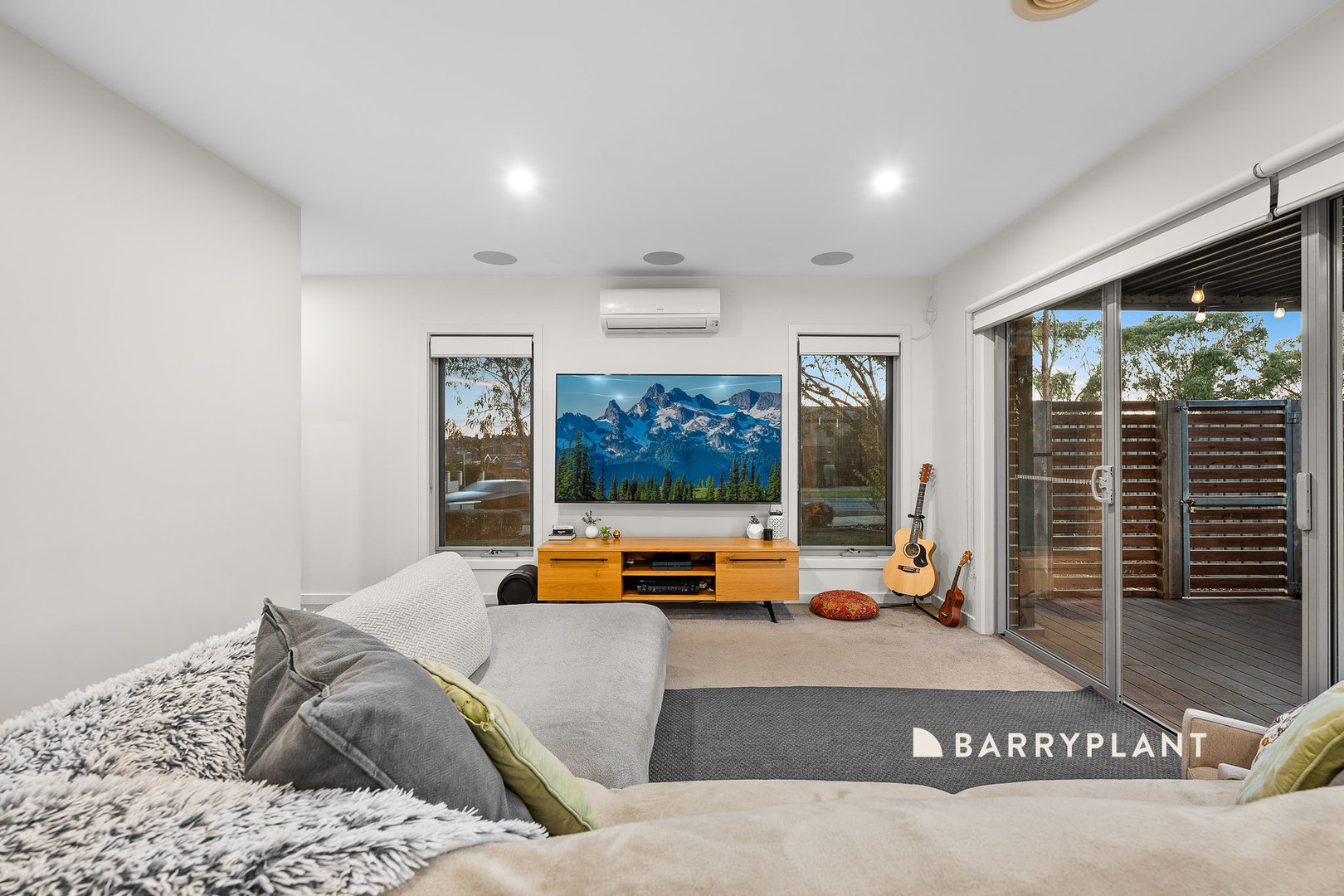 24 Cassa Blue Circuit, Narre Warren, VIC 3805, Narre Warren - Thumbnail 8