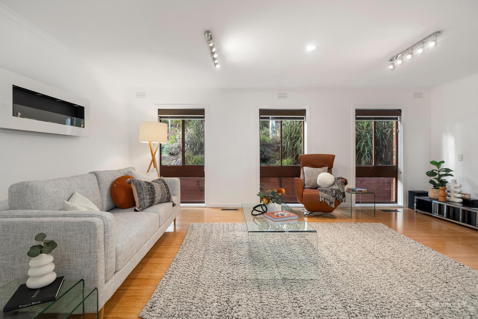 24 Christine Avenue, Eltham, VIC 3095 - Thumbnail 2 - 02/05/2025