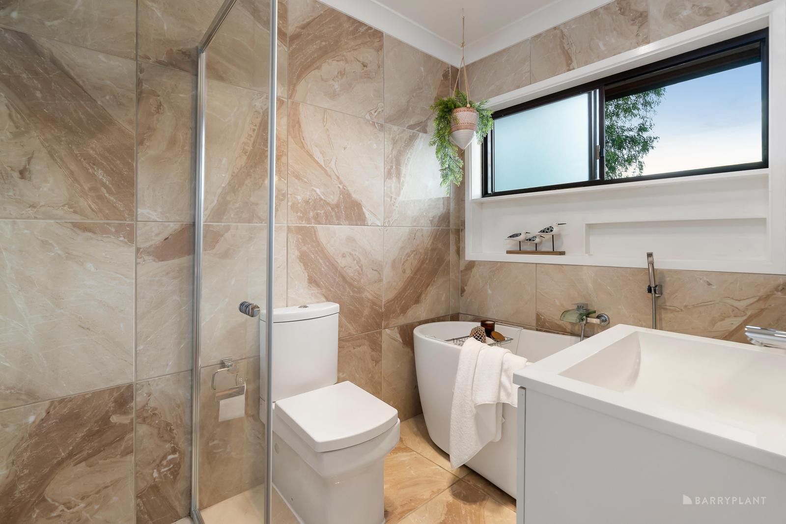 24 Christine Avenue, Eltham, VIC 3095, Eltham - Thumbnail 6