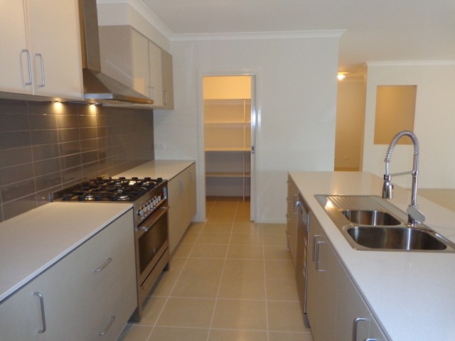 24 Clarion Avenue, Williams Landing, VIC 3027, Williams Landing - Thumbnail 4
