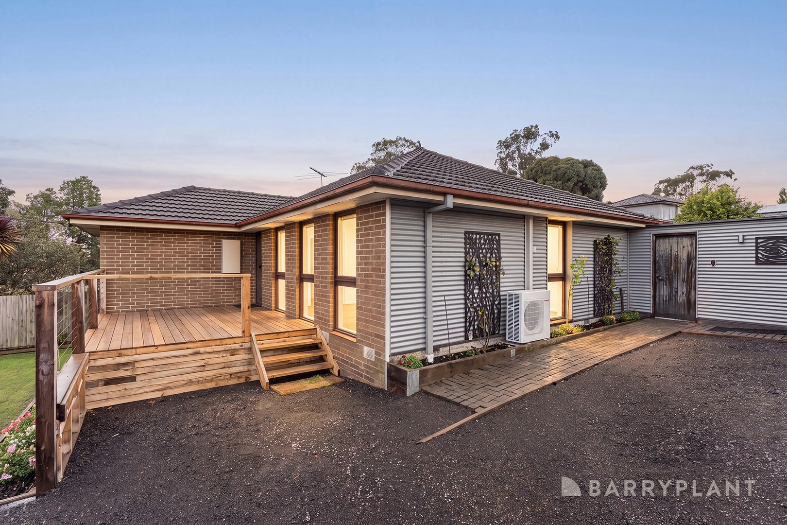 24 Connors Flat Road, Wandin North, VIC 3139 - Thumbnail 2 - 06/08/2026