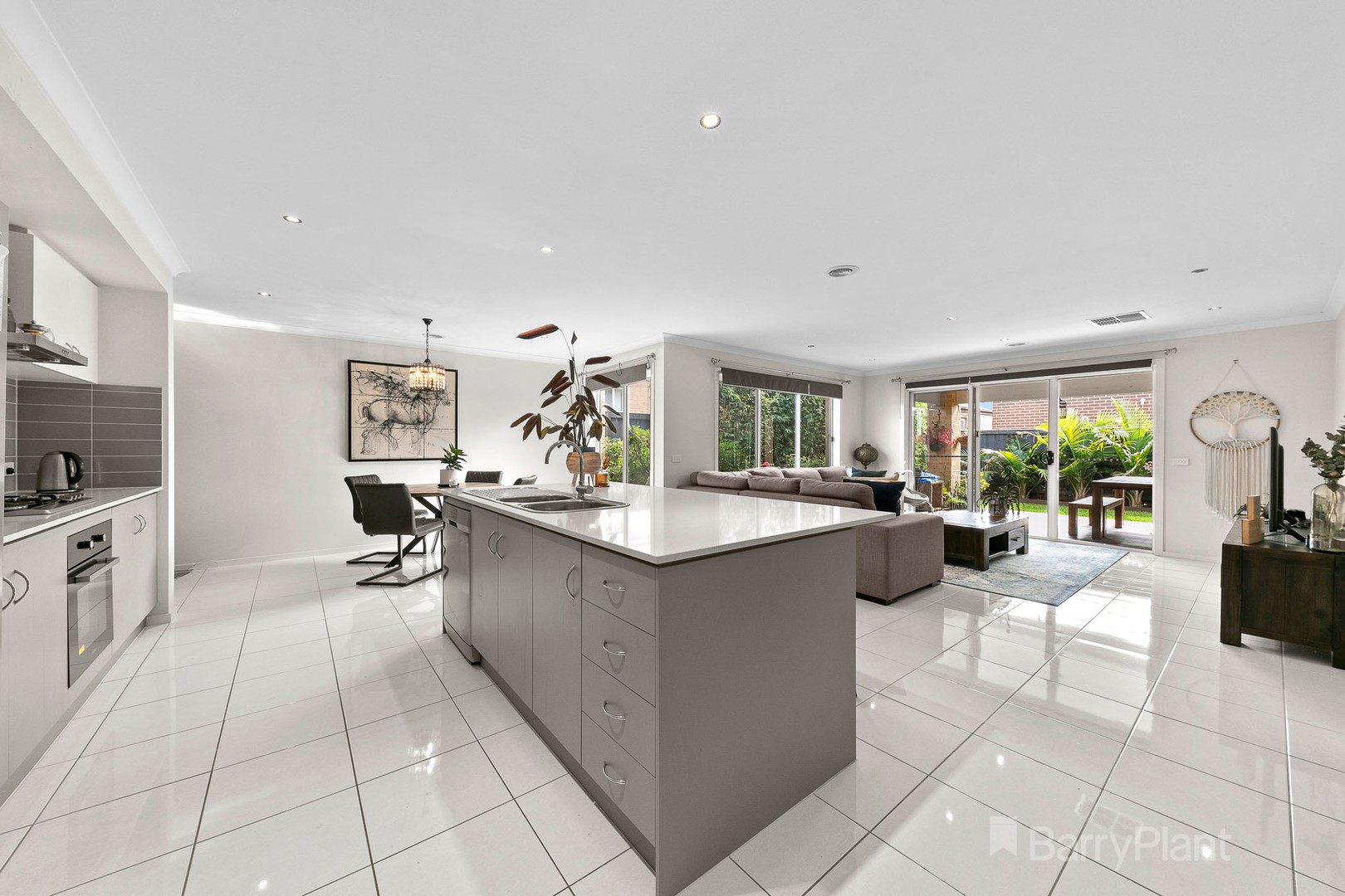 24 Cranbrook Circuit, Officer, VIC 3809, Officer - Thumbnail 4
