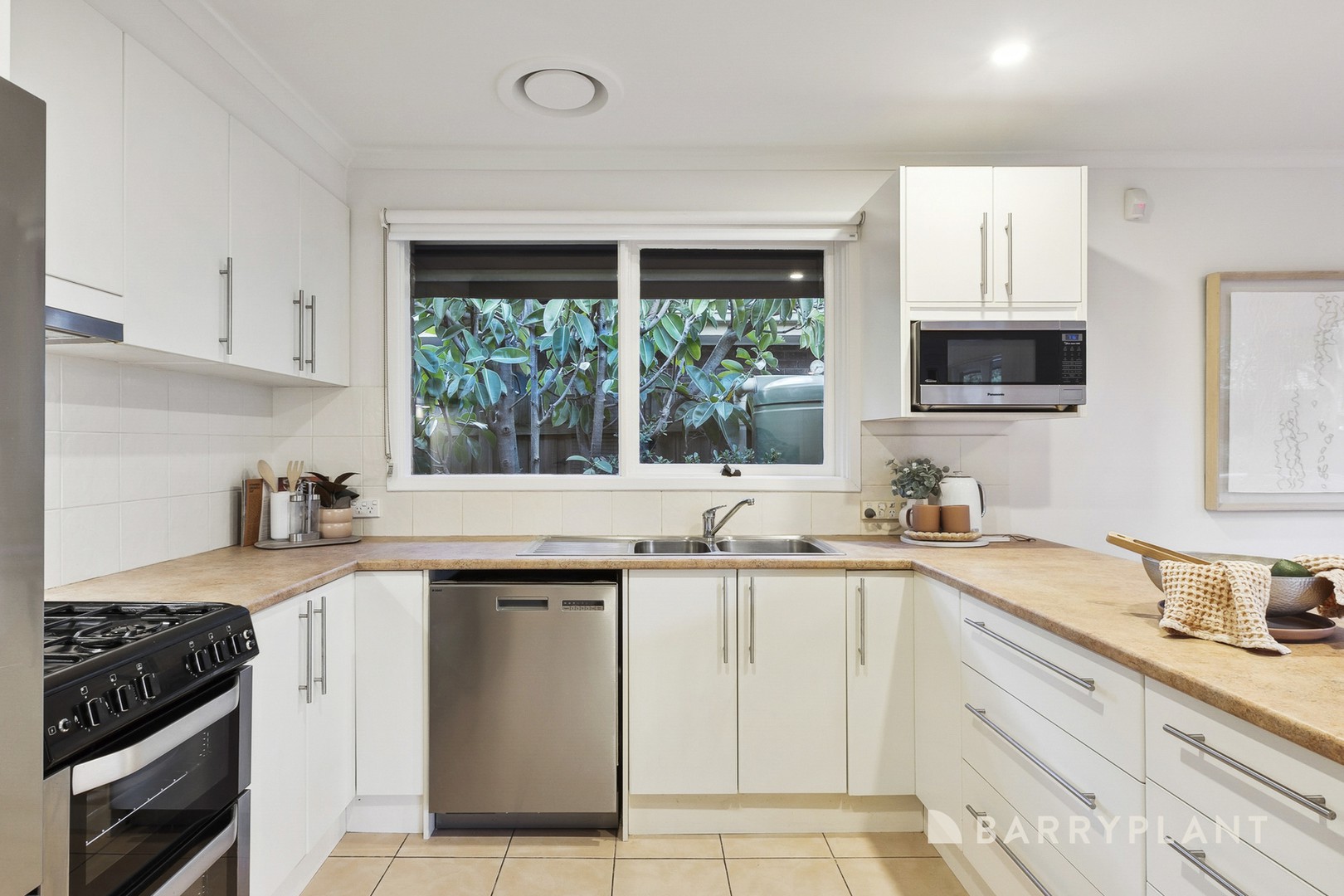 24 Crestdale Road, Wantirna, VIC 3152, Wantirna - Thumbnail 3