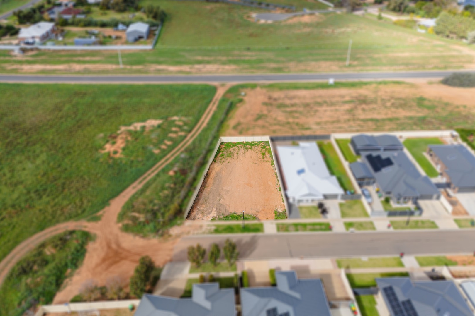 24 Cufari Drive, Red Cliffs, VIC 3496 - Thumbnail 2 - 10/06/2026