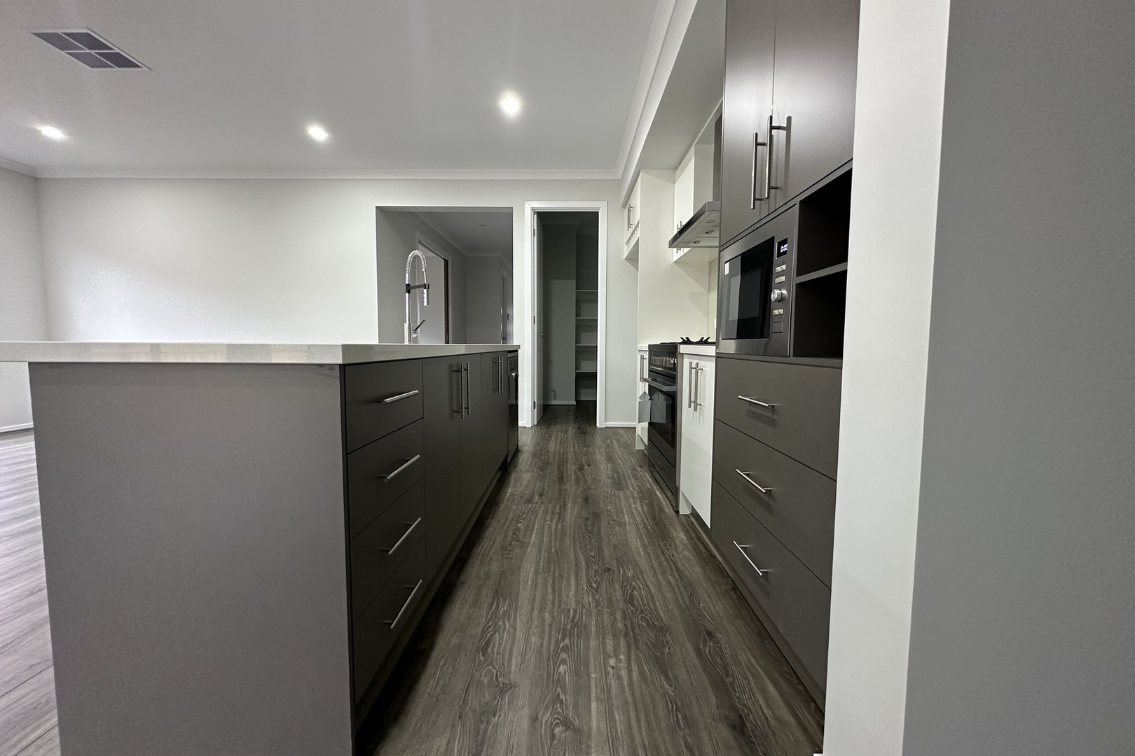 24 Dartmoor Street, Bonnie Brook, VIC 3335, Bonnie Brook - Thumbnail 3