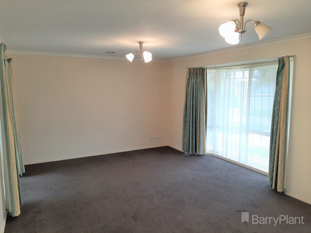 24 Darvell Court, Pakenham, VIC 3810, Pakenham - Thumbnail 4