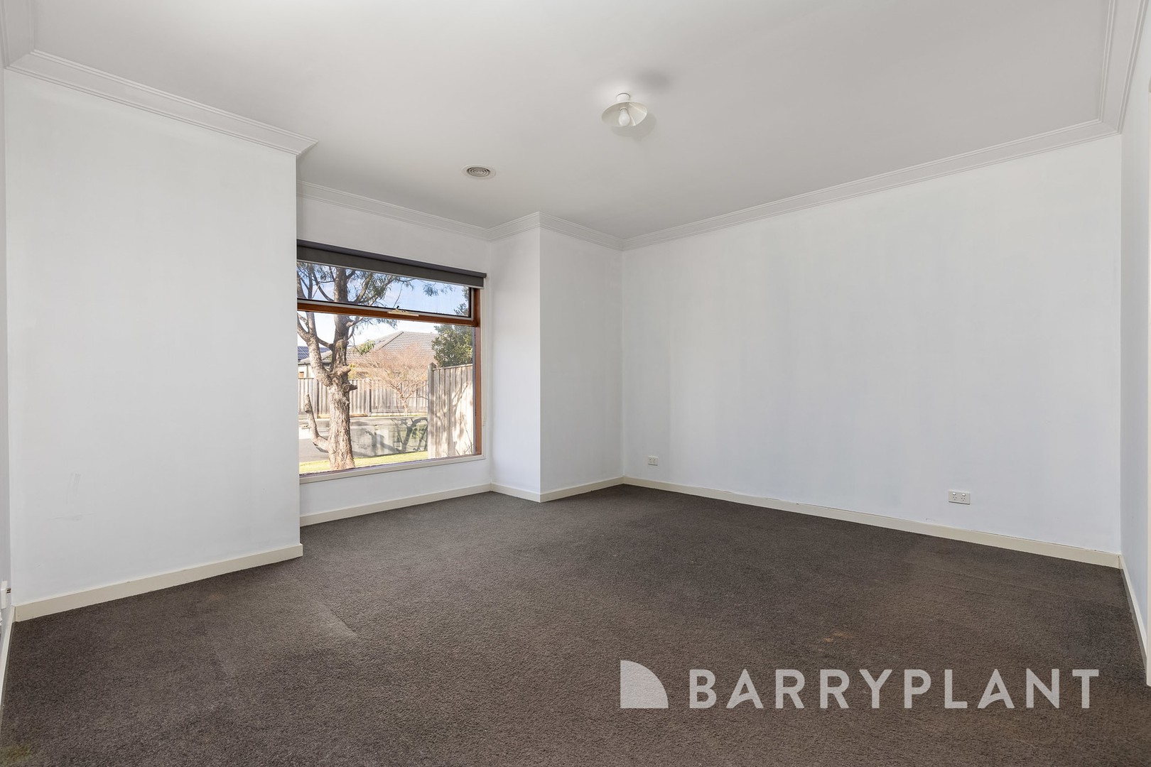24 Daydream Drive, Point Cook, VIC 3030, Point Cook - Thumbnail 2