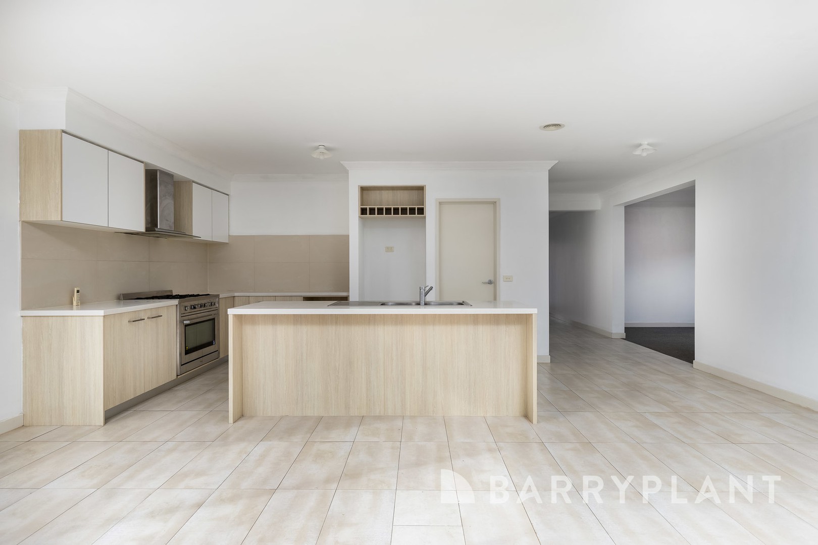24 Daydream Drive, Point Cook, VIC 3030, Point Cook - Thumbnail 3
