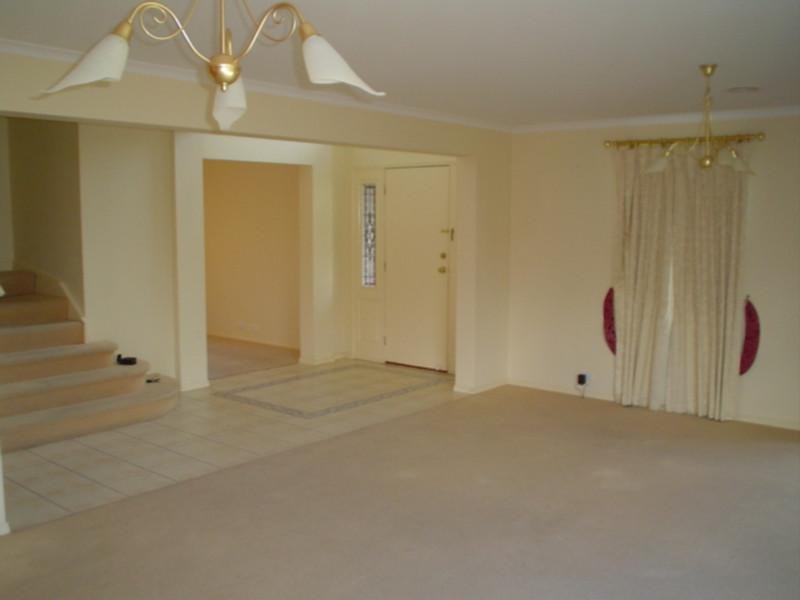 24 Delfin Court, Rowville, VIC 3178, Rowville - Thumbnail 3