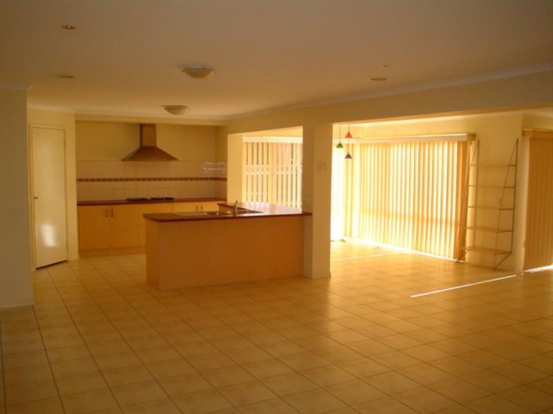 24 Delfin Court, Rowville, VIC 3178, Rowville - Thumbnail 4