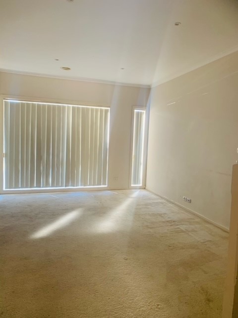 24 Durack Circuit, Taylors Hill, VIC 3037, Taylors Hill - Thumbnail 2