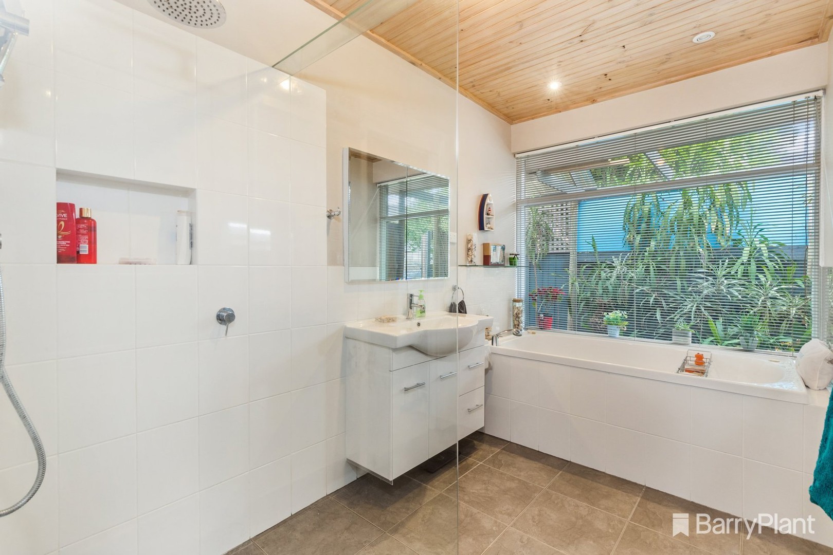 24 Eagle Drive, Noble Park North, VIC 3174, Noble Park North - Thumbnail 8