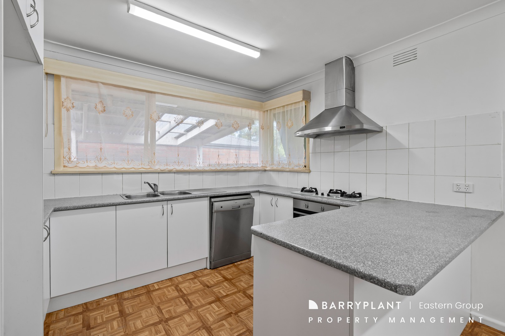 24 Eastfield Road, Croydon South, VIC 3136, Croydon South - Thumbnail 2