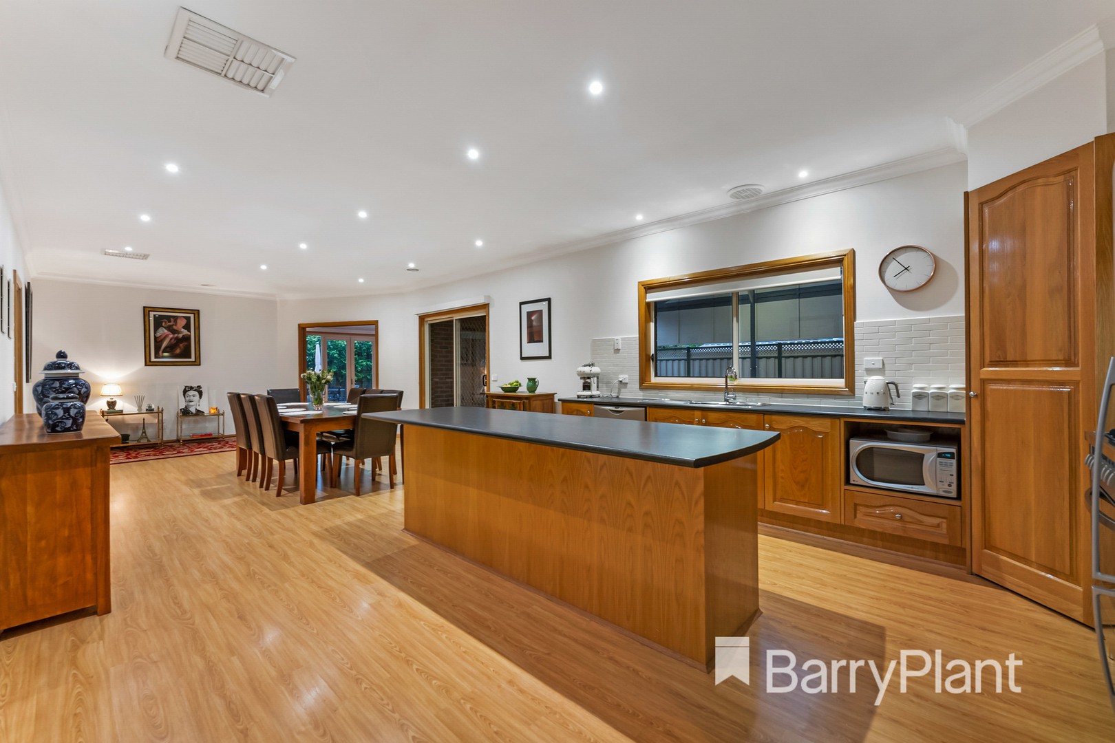 24 Eden Valley RoadCairnlea, VIC 3023, Cairnlea - Thumbnail 4
