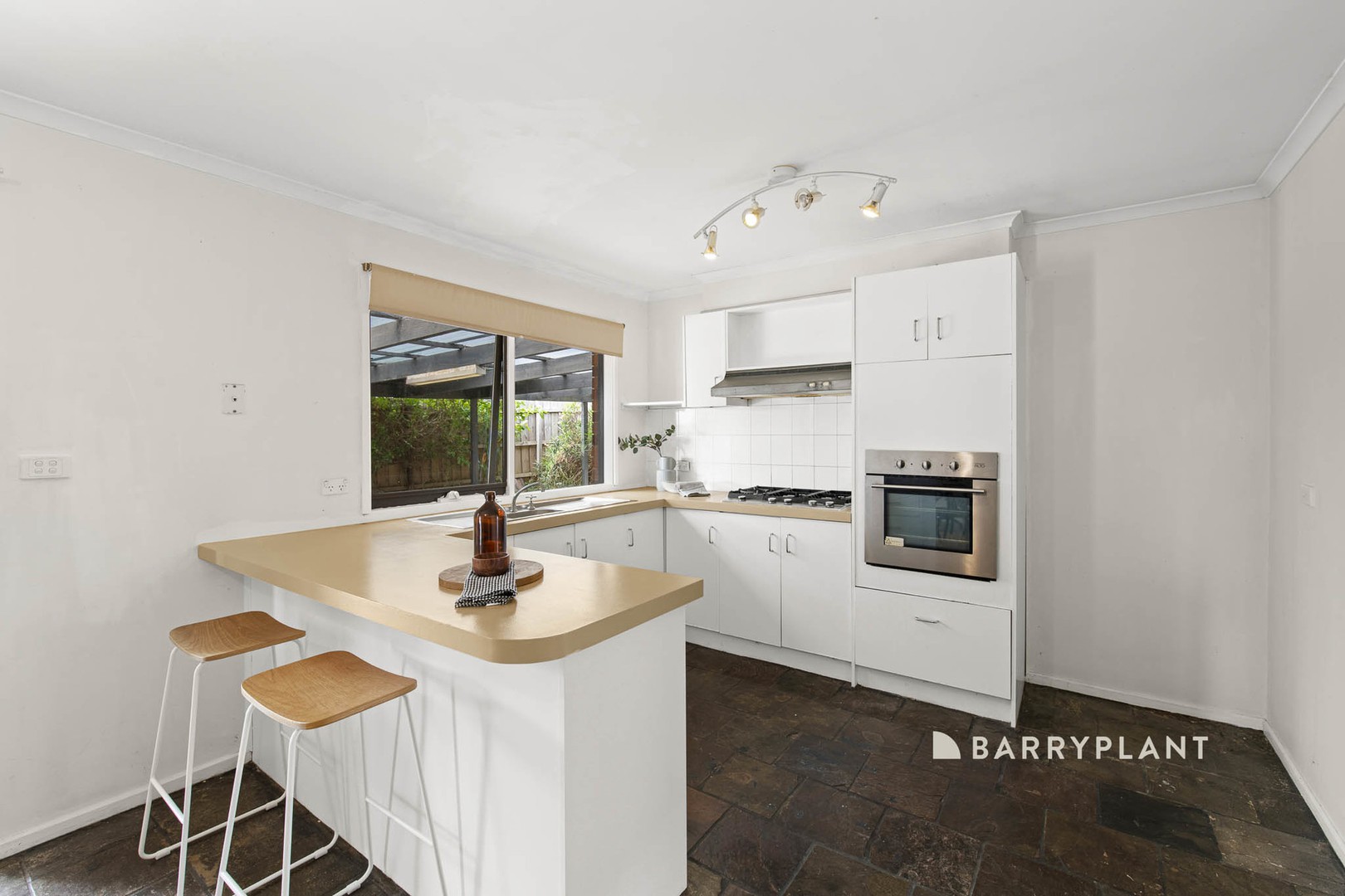 24 Edeys Run, Hampton Park, VIC 3976, Hampton Park - Thumbnail 3