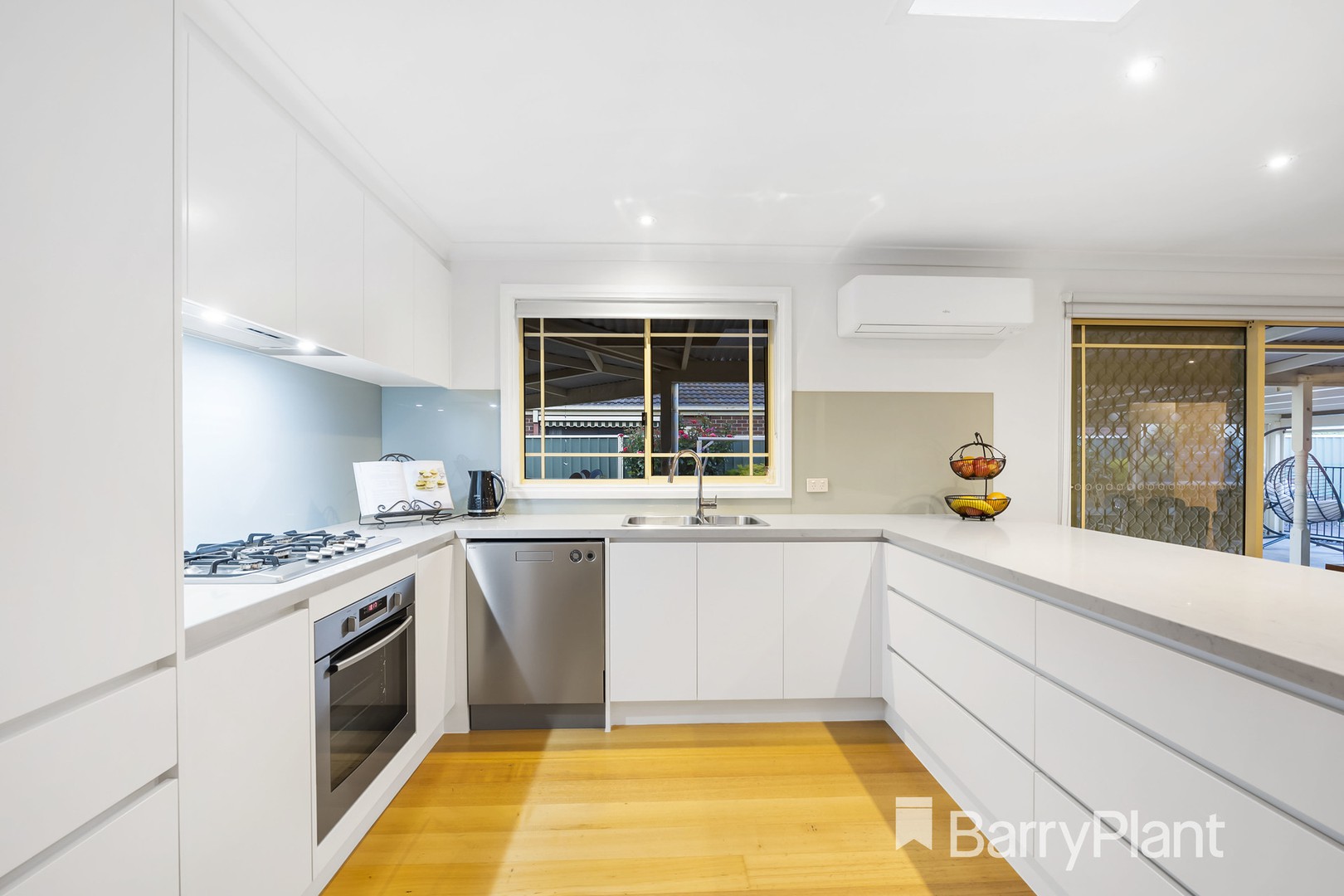 24 Eleanor DriveHoppers Crossing, VIC 3029, Hoppers Crossing - Thumbnail 5
