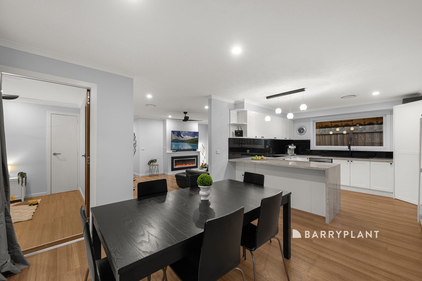 24 Elstar Road, Narre Warren, VIC 3805, Narre Warren - Thumbnail 4