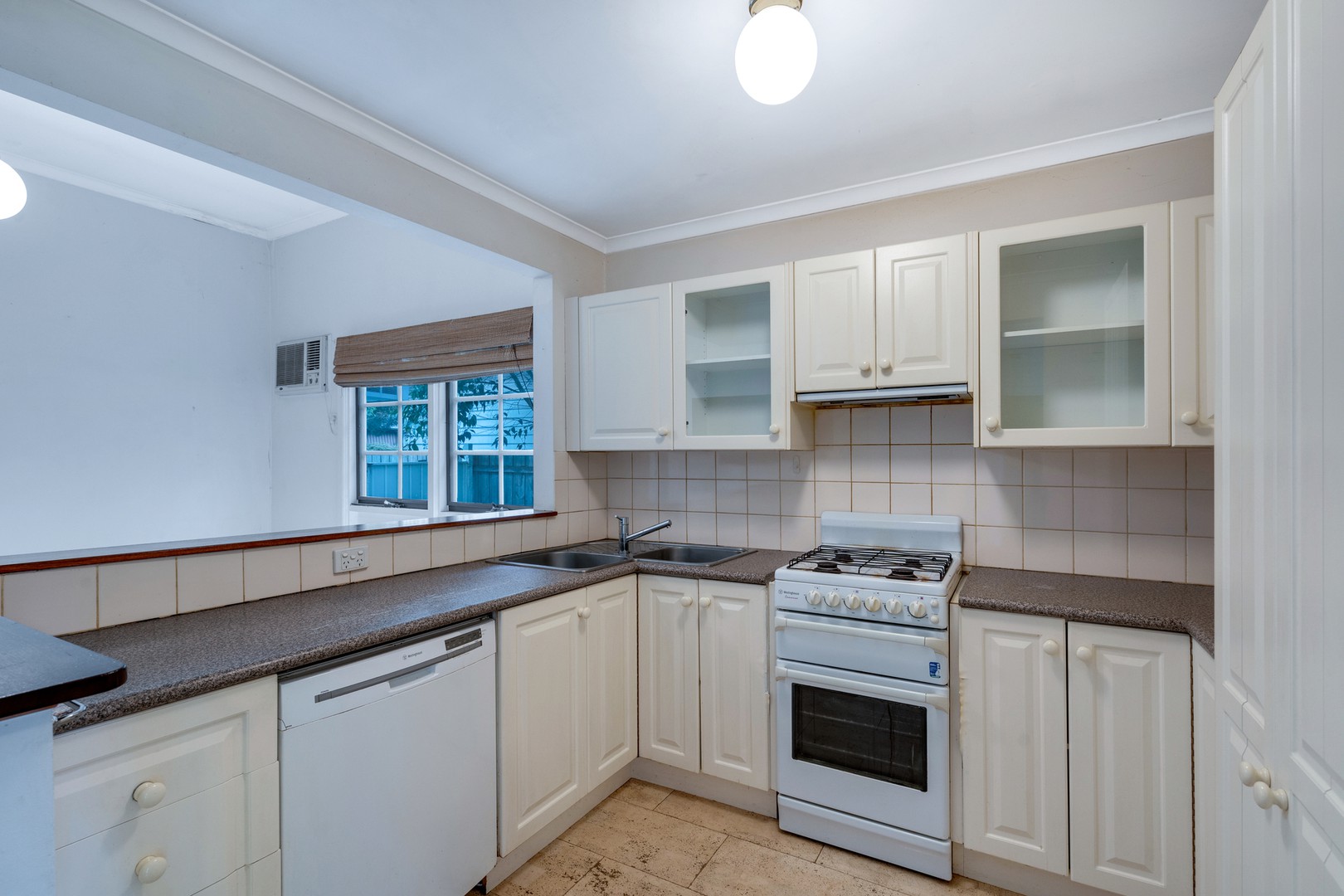 24 Erin Street, Preston, VIC 3072, Preston - Thumbnail 6