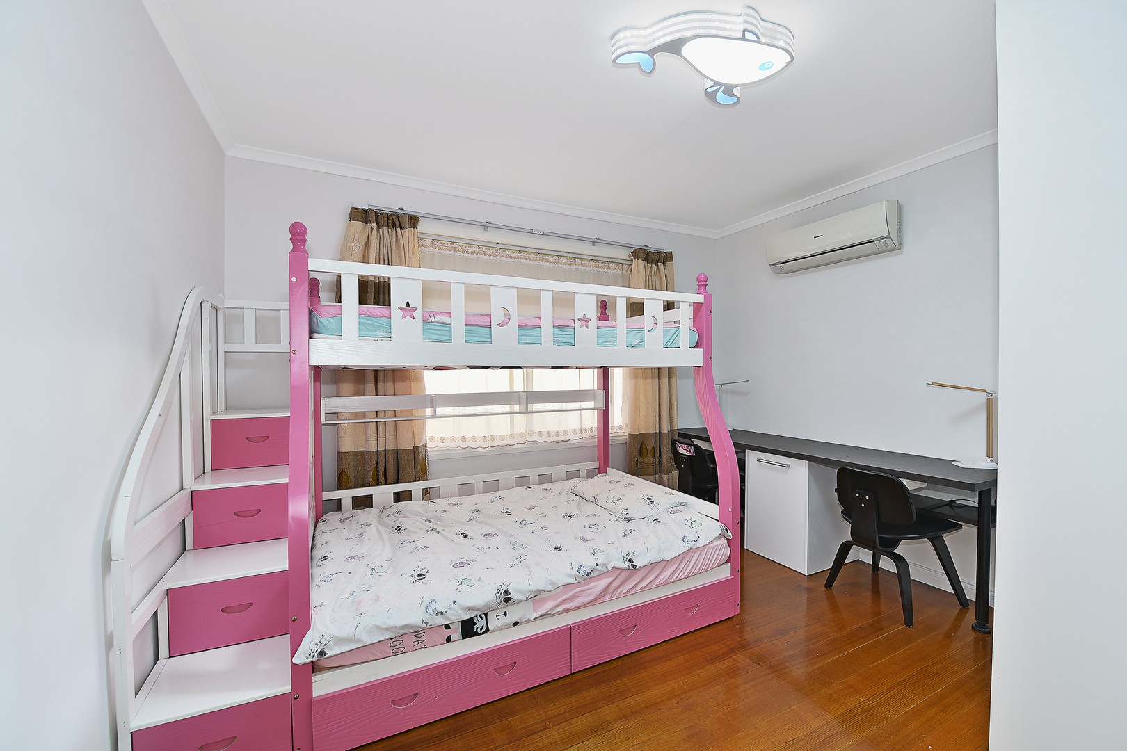 24 Erskine Avenue, Reservoir, VIC 3073, Reservoir - Thumbnail 7
