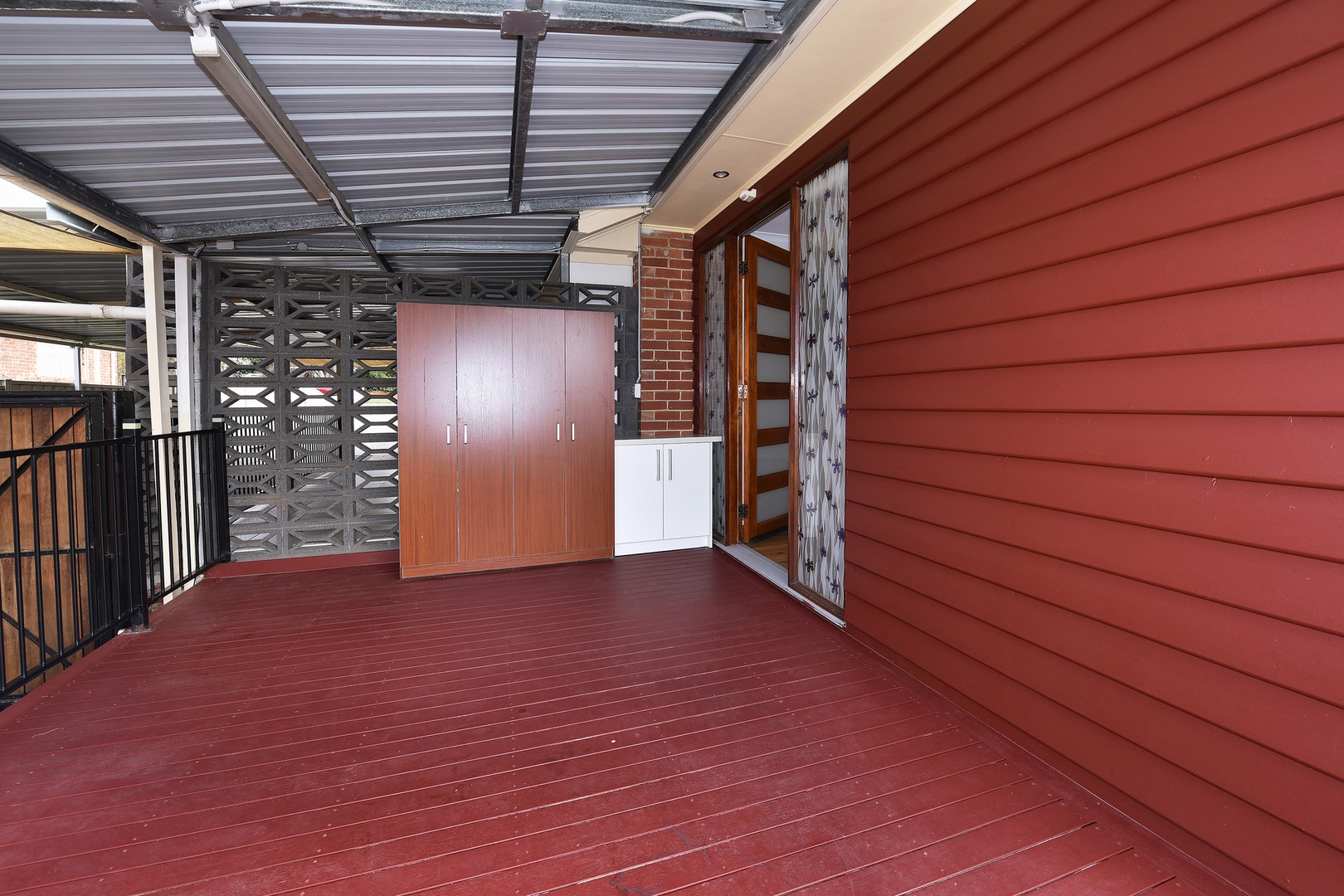 24 Erskine Avenue, Reservoir, VIC 3073, Reservoir - Thumbnail 8