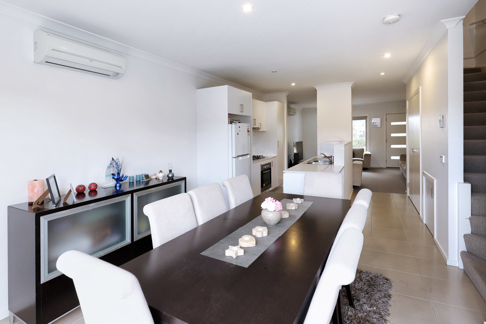 24 Etheridge Lane, Craigieburn, VIC 3064, Craigieburn - Thumbnail 3