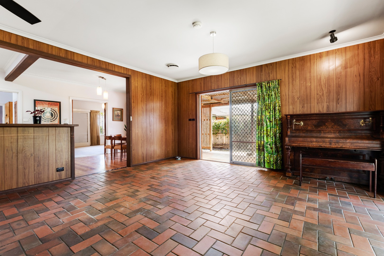 24 Fairview Avenue, Cheltenham, VIC 3192, Cheltenham - Thumbnail 3