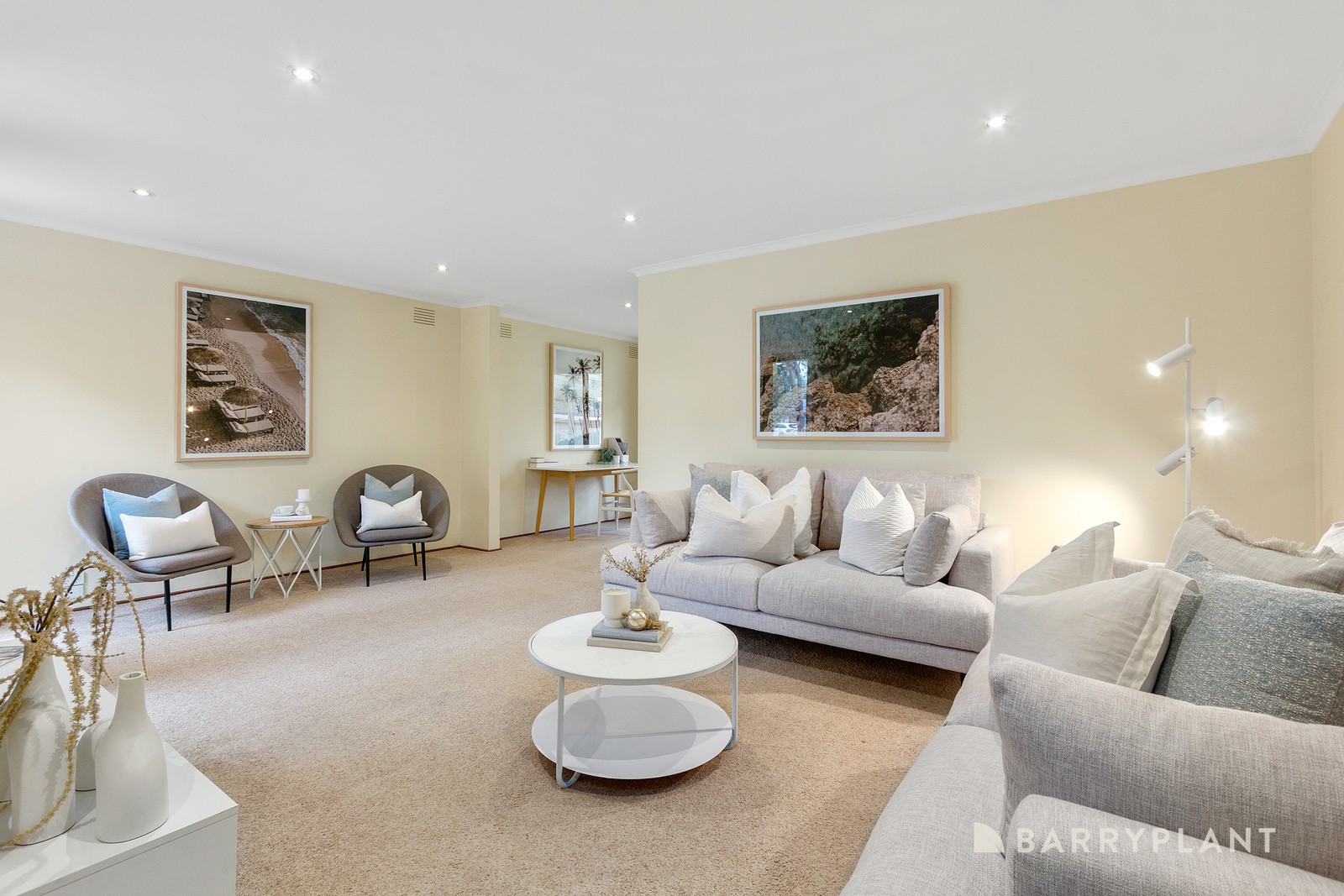 24 Falconer Crescent, Bayswater North, VIC 3153 - Thumbnail 2 - 09/04/2024