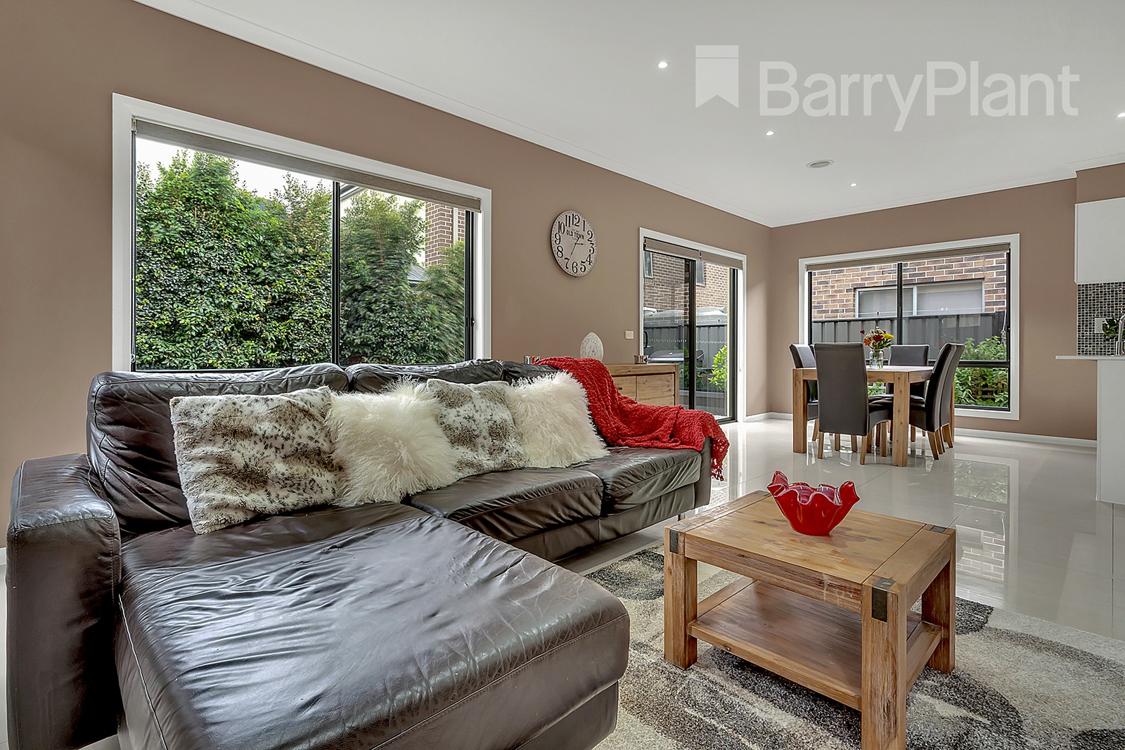 24 Falkland Road, Craigieburn, VIC 3064, Craigieburn - Thumbnail 6