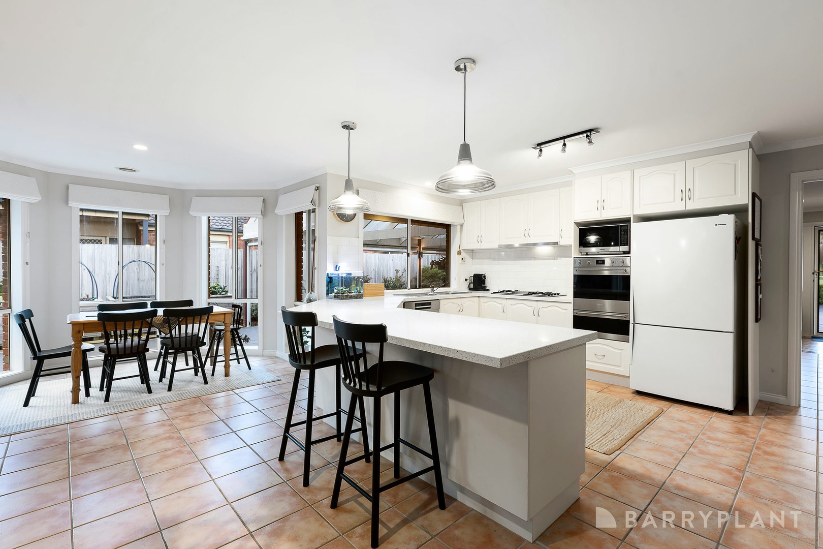 24 Freshfield Avenue, Mooroolbark, VIC 3138, Mooroolbark - Thumbnail 2