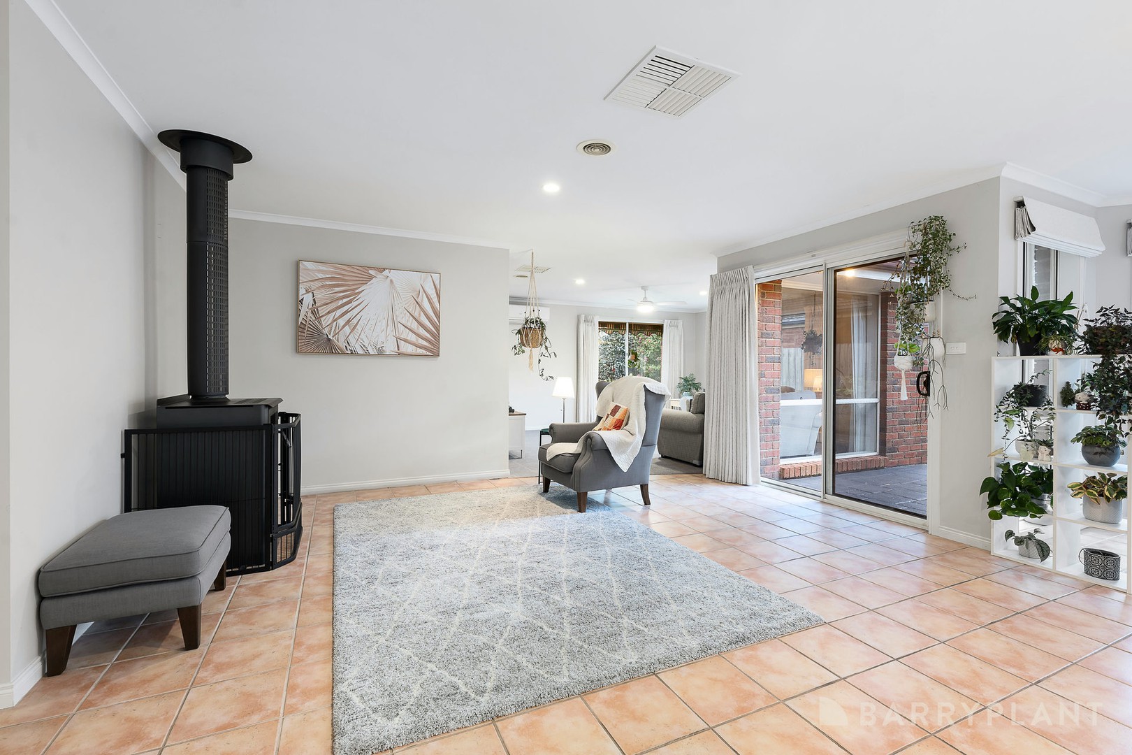 24 Freshfield Avenue, Mooroolbark, VIC 3138, Mooroolbark - Thumbnail 5