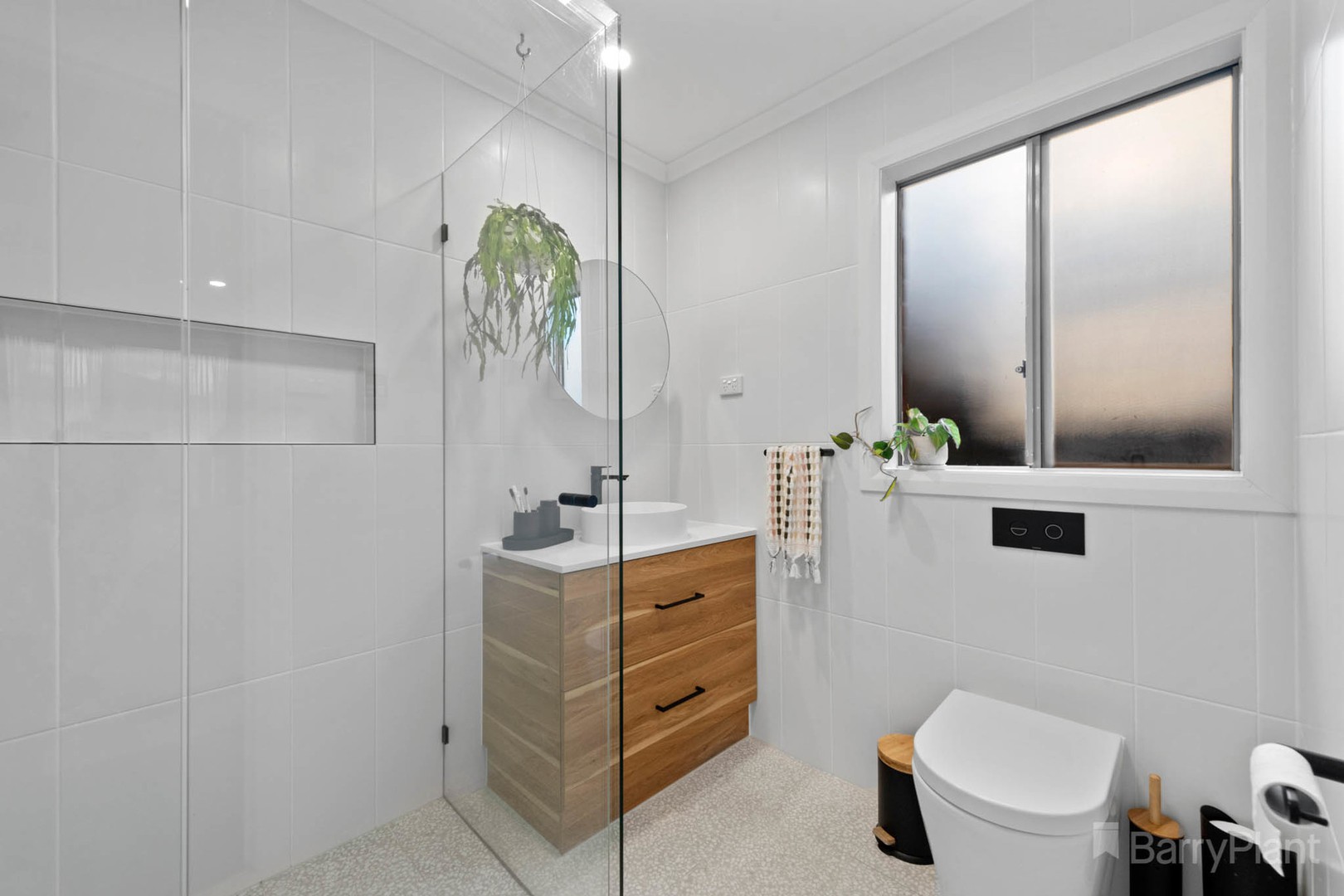 24 Glenn Erin Way, Berwick, VIC 3806, Berwick - Thumbnail 3