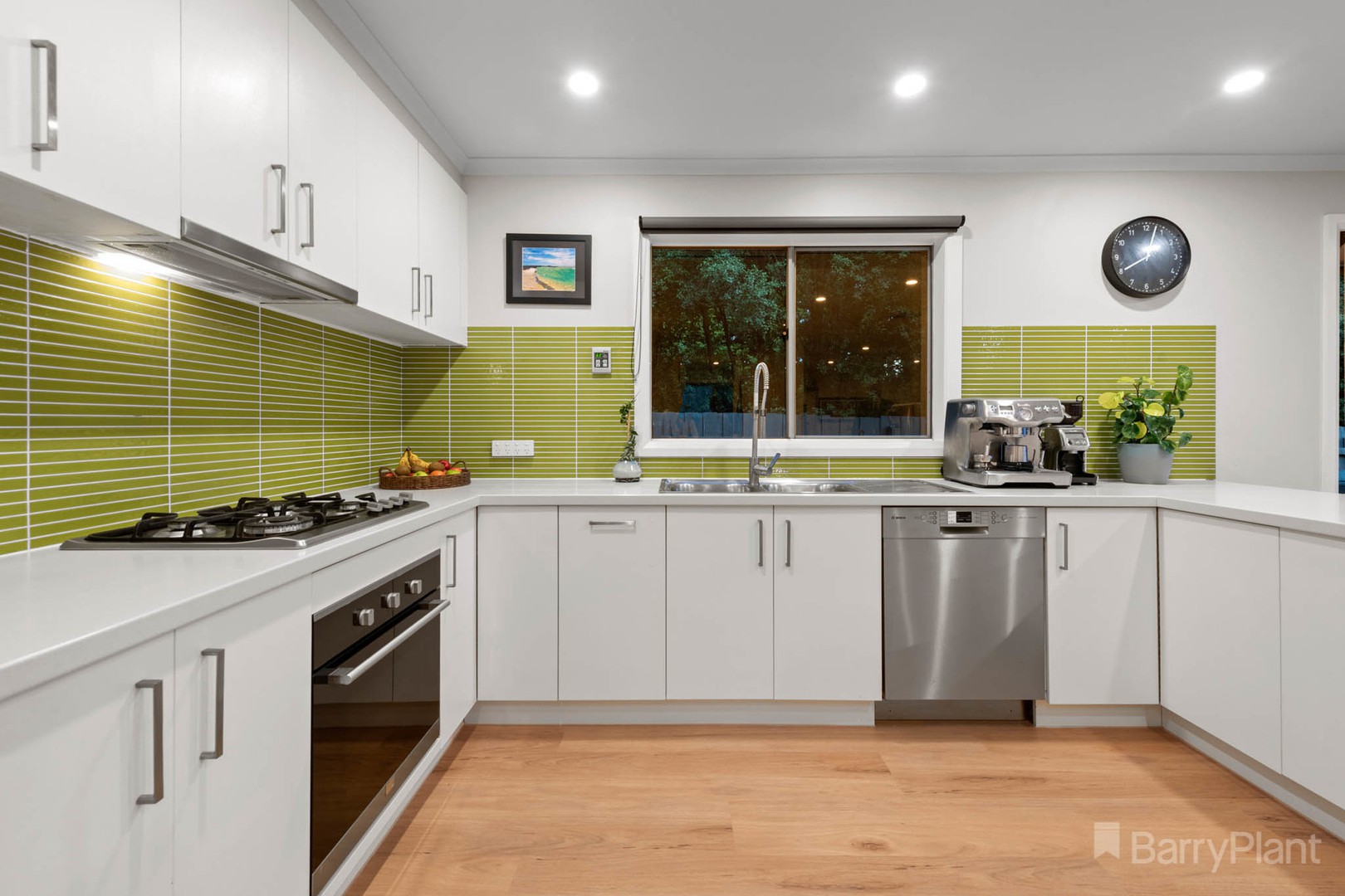 24 Glenn Erin Way, Berwick, VIC 3806, Berwick - Thumbnail 5