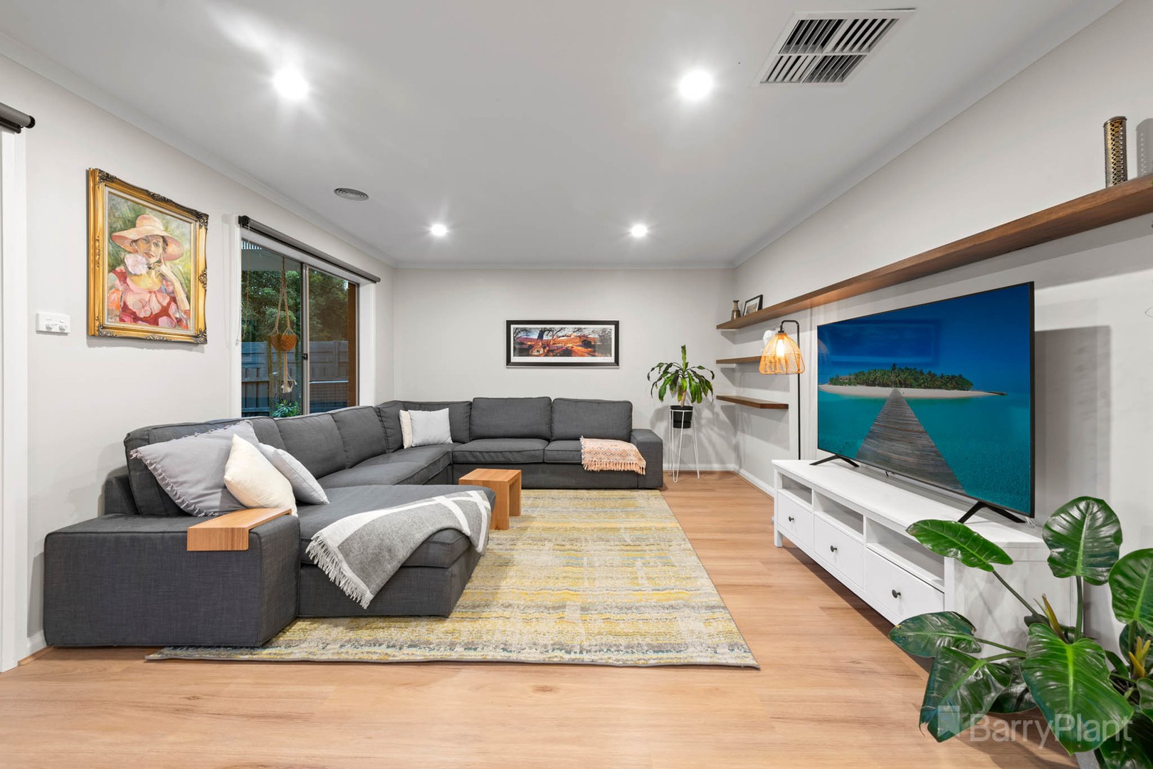 24 Glenn Erin Way, Berwick, VIC 3806, Berwick - Thumbnail 8