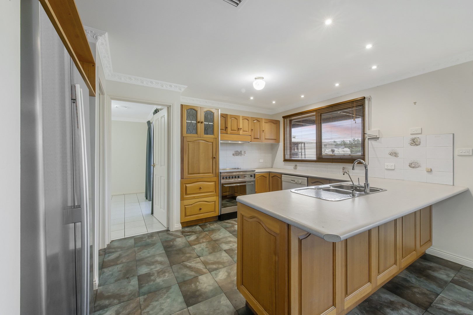 24 Gourlay Road, Hillside, VIC 3037, Hillside - Thumbnail 5