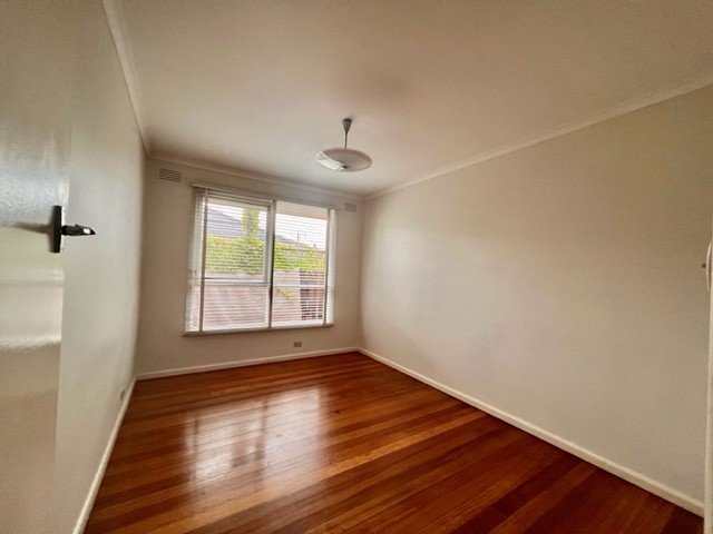 24 Graceburn Grove, St Albans, VIC 3021, St Albans - Thumbnail 7