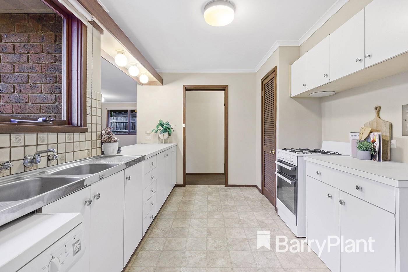 24 Grandvalley Drive, Chirnside Park, VIC 3116, Chirnside Park - Thumbnail 5