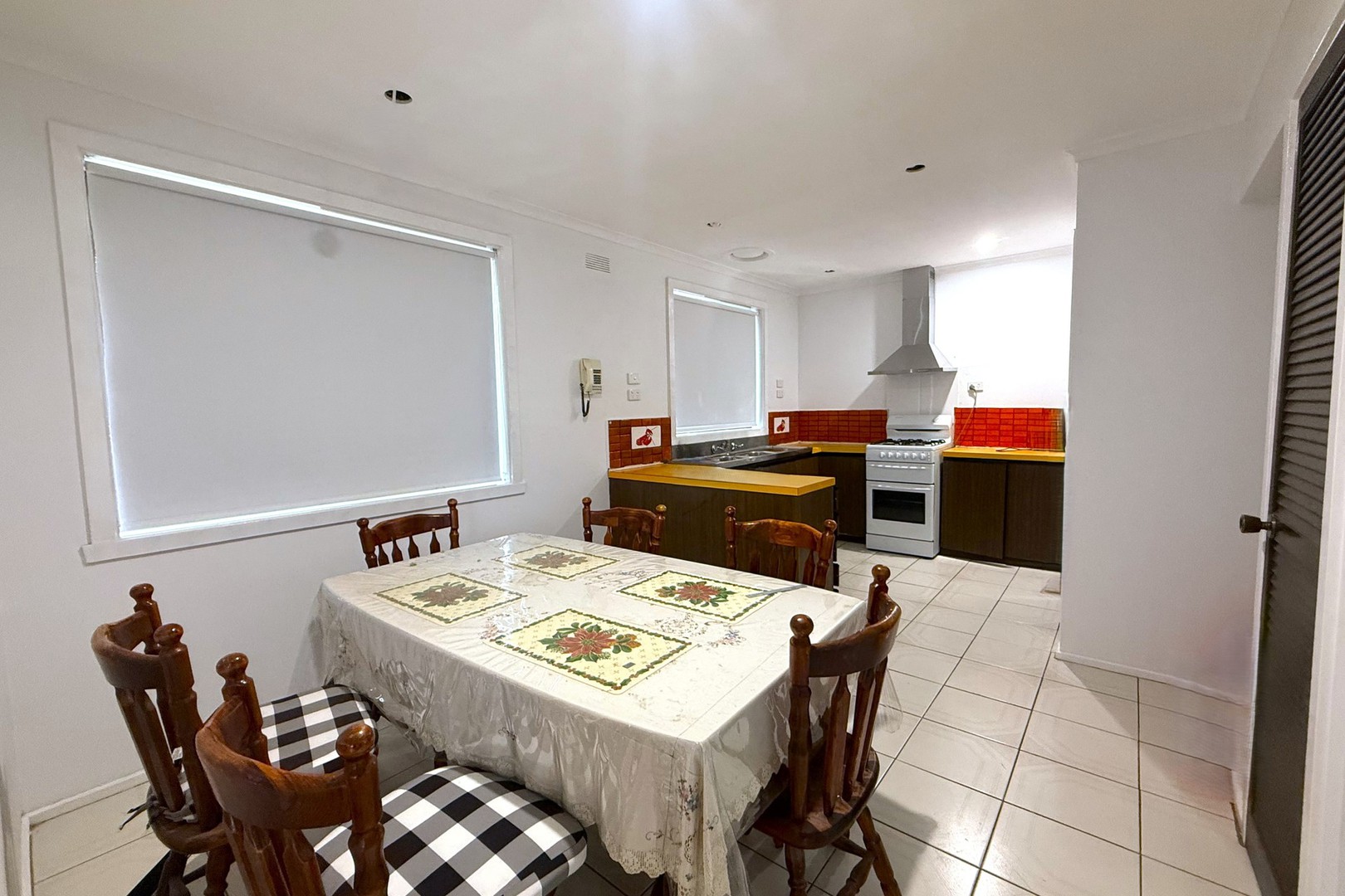 24 Helen Street, St Albans, VIC 3021, St Albans - Thumbnail 3