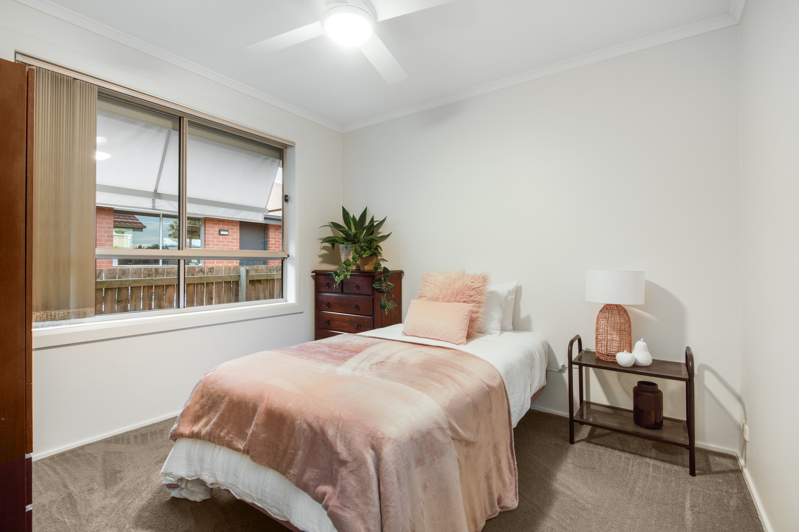 24 Hitchcock Street, Breakwater, VIC 3219, Breakwater - Thumbnail 8