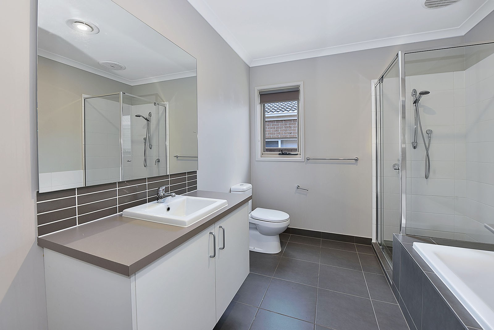 24 Holland Rd, Sunbury, VIC 3429, Sunbury - Thumbnail 5