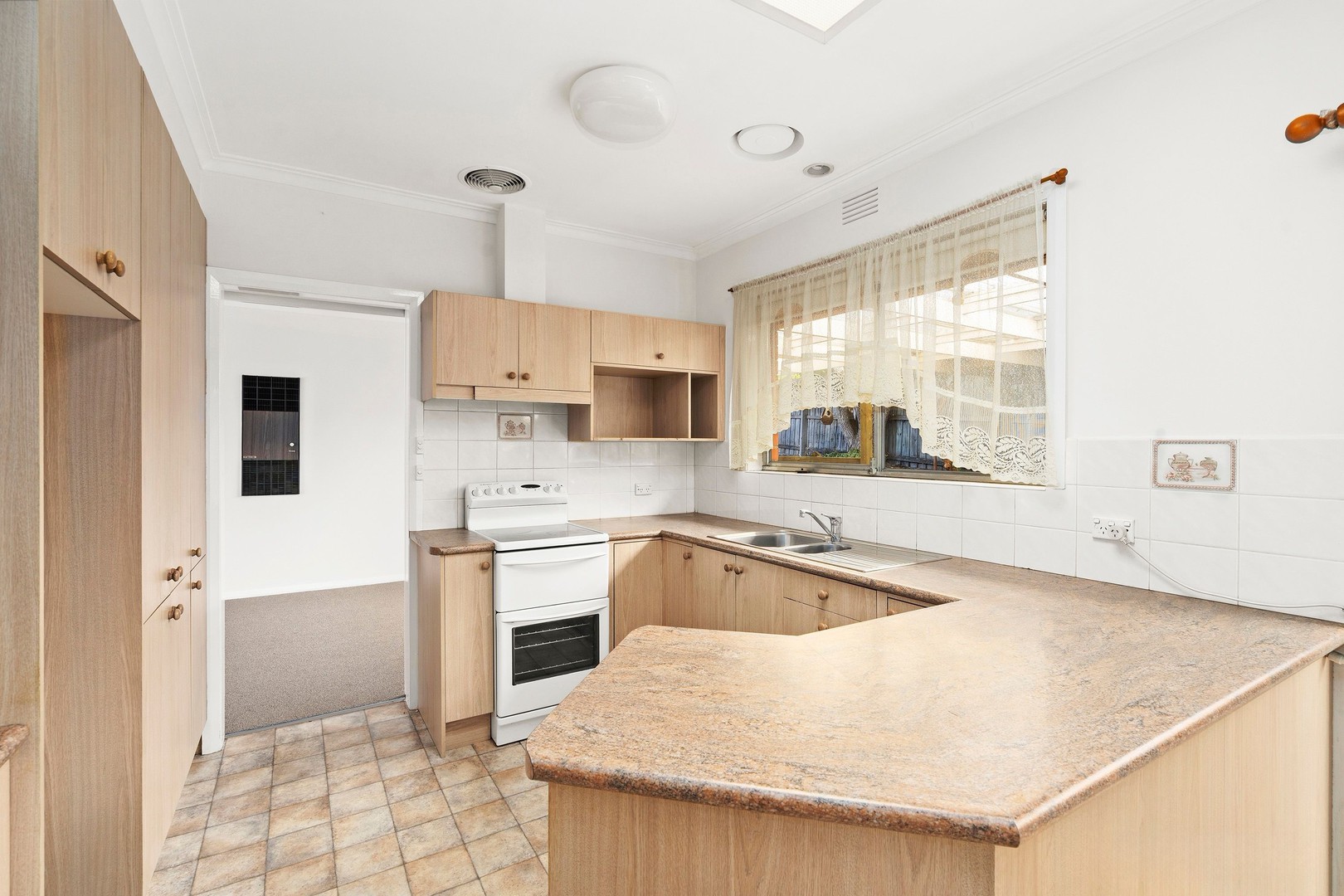 24 Hotham Street, Templestowe Lower, VIC 3107, Templestowe Lower - Thumbnail 5