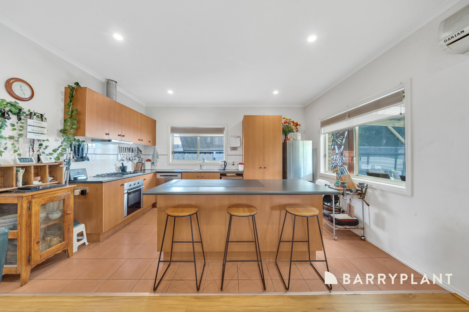 24 Howards Way, Point Cook, VIC 3030, Point Cook - Thumbnail 5