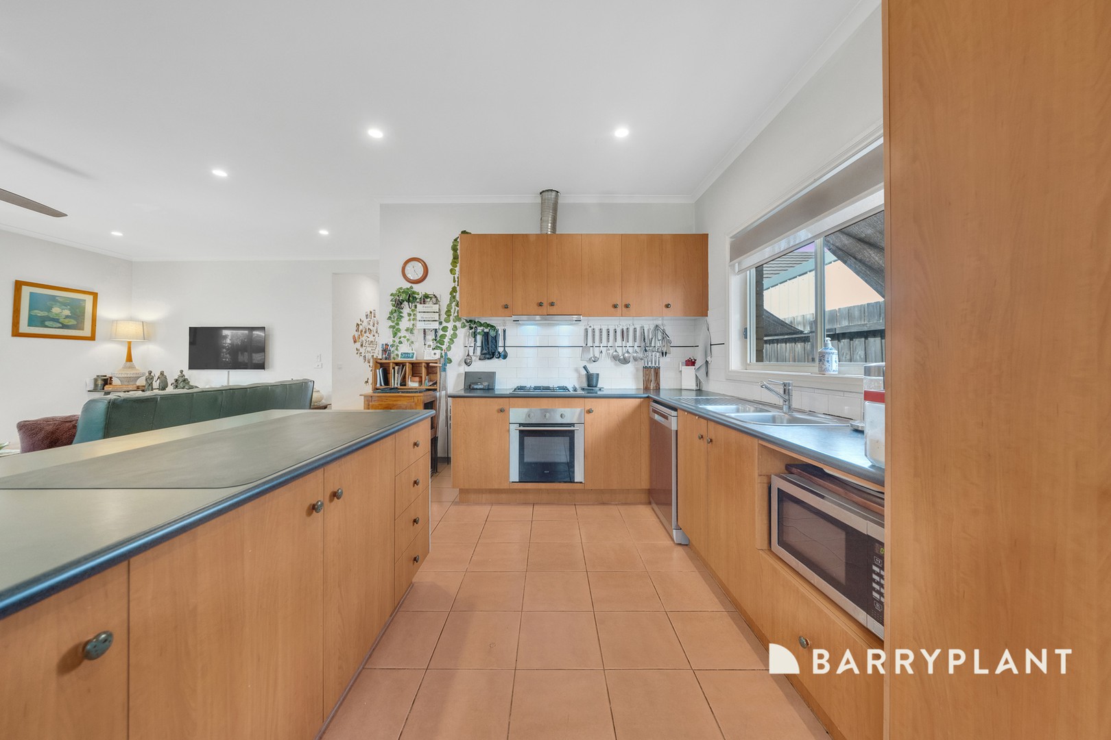 24 Howards Way, Point Cook, VIC 3030, Point Cook - Thumbnail 6