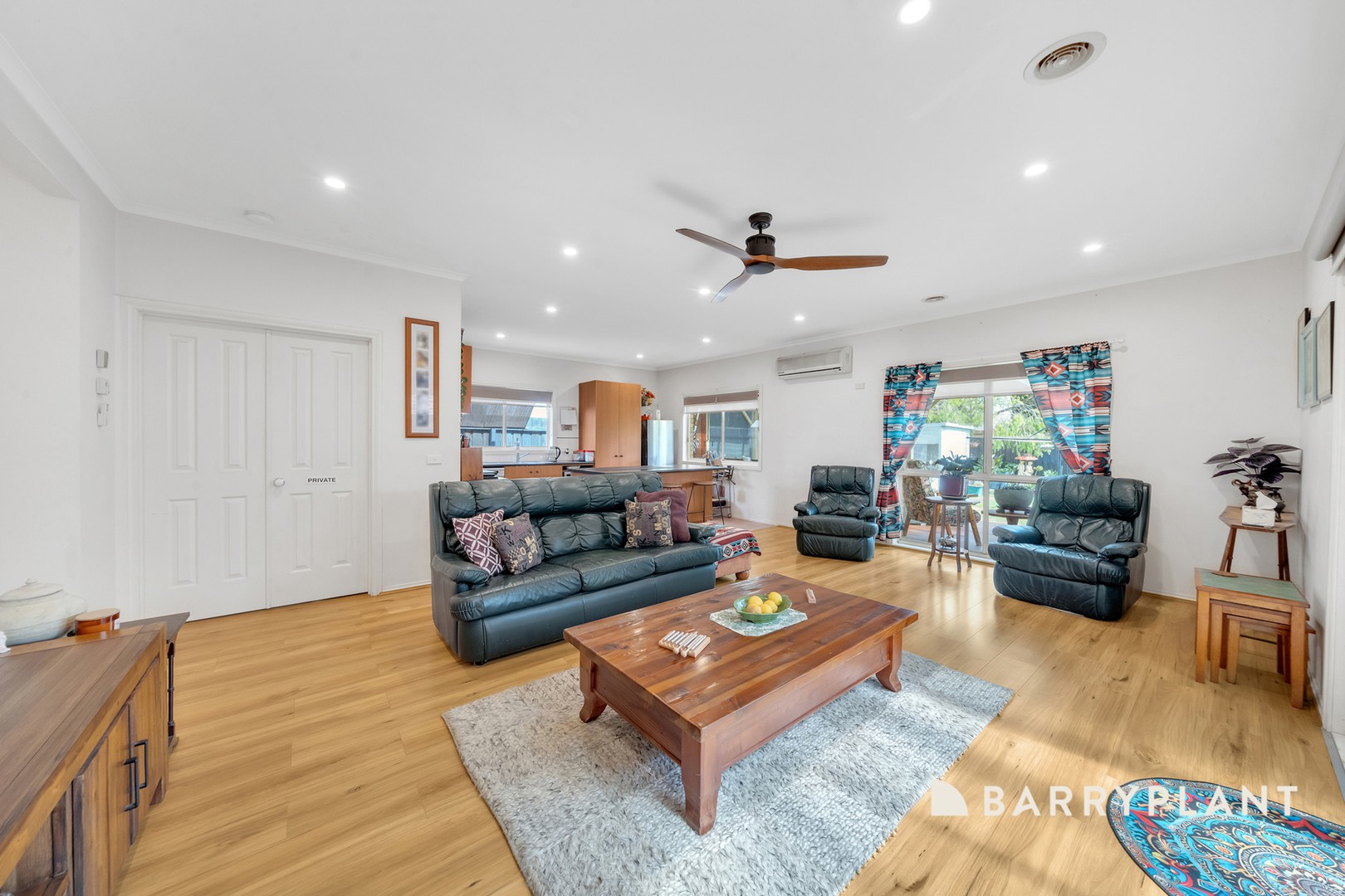 24 Howards Way, Point Cook, VIC 3030, Point Cook - Thumbnail 7