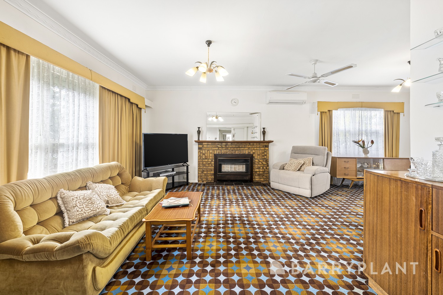 24 Ibbottson Street, Watsonia, VIC 3087 - Thumbnail 2 - 09/04/2024