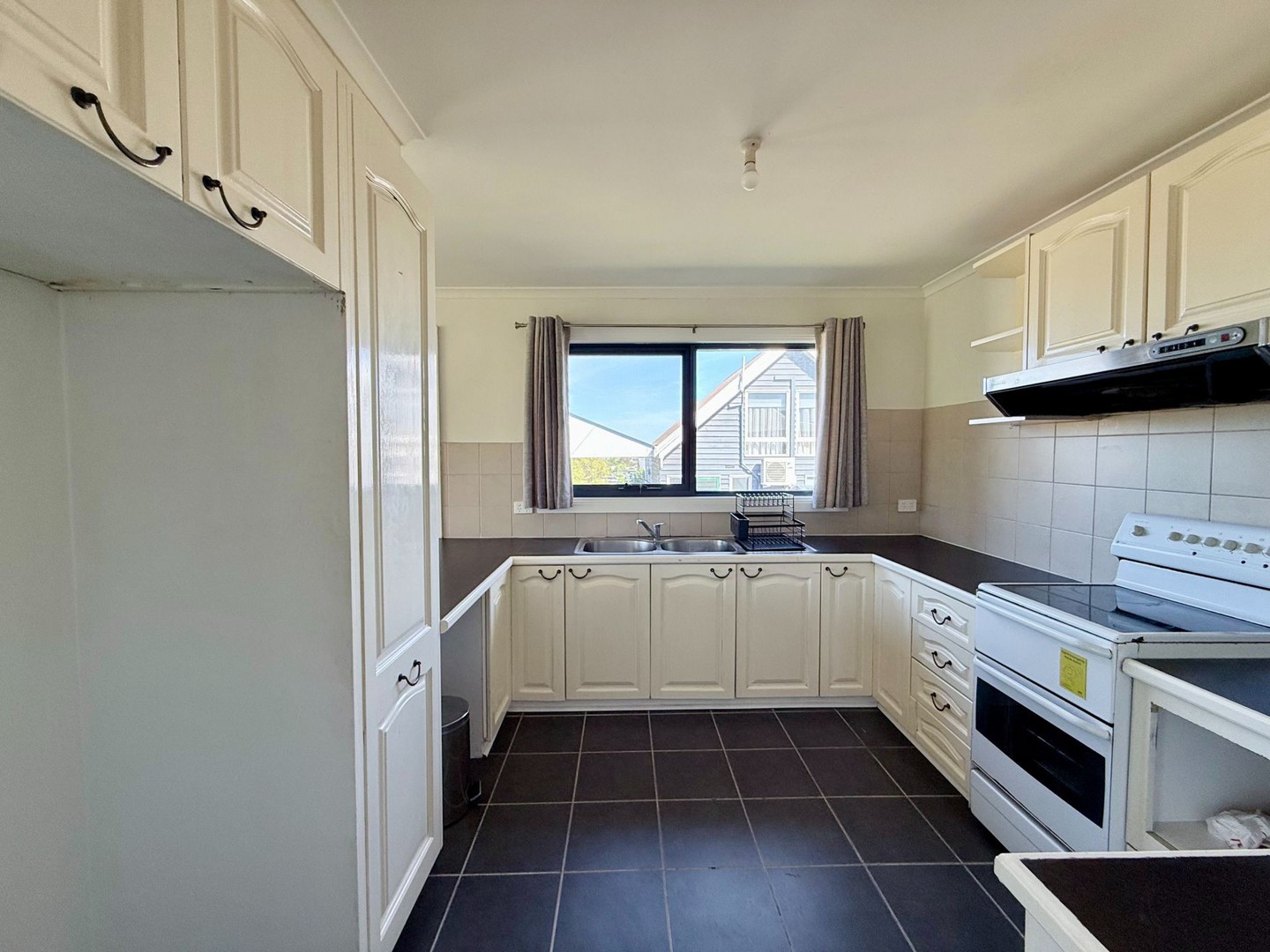 24 Kallay Dr, Pioneer Bay, VIC 3984 - Thumbnail 1 - 19/10/2026