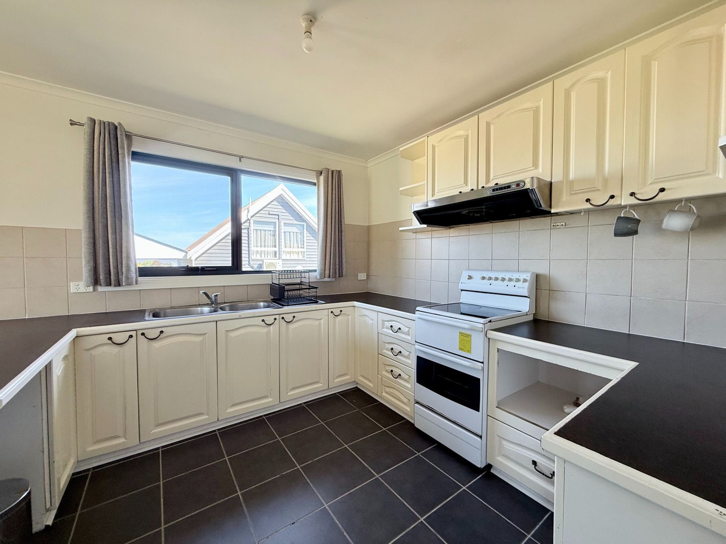 24 Kallay Dr, Pioneer Bay, VIC 3984 - Thumbnail 2 - 19/10/2026
